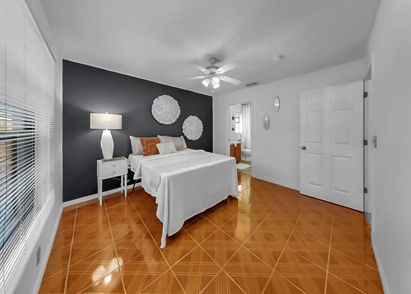 Image 11 of 54 For 11722 Lynn Brook Circle