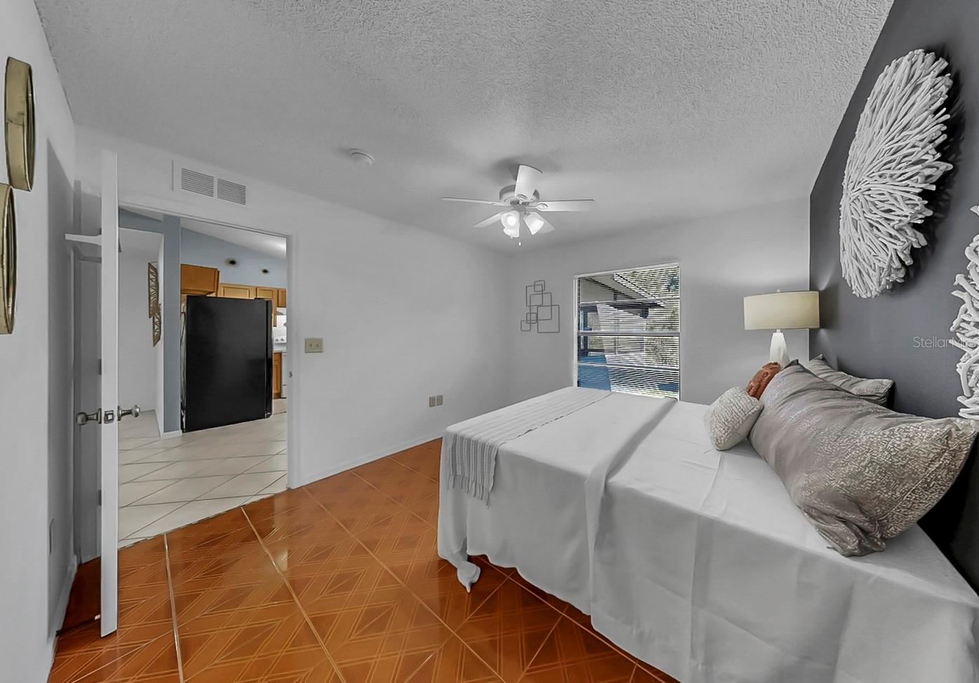 Image 13 of 54 For 11722 Lynn Brook Circle