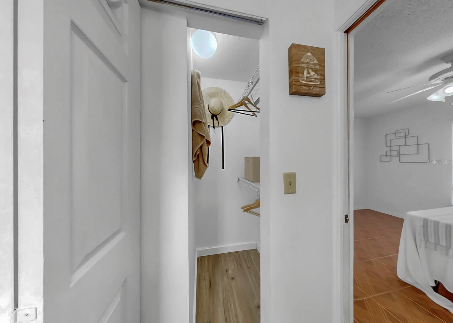 Image 15 of 54 For 11722 Lynn Brook Circle