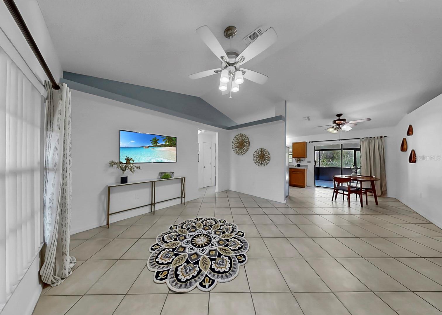 Image 18 of 54 For 11722 Lynn Brook Circle