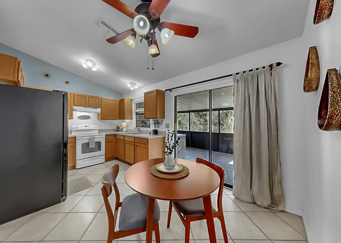 Image 23 of 54 For 11722 Lynn Brook Circle