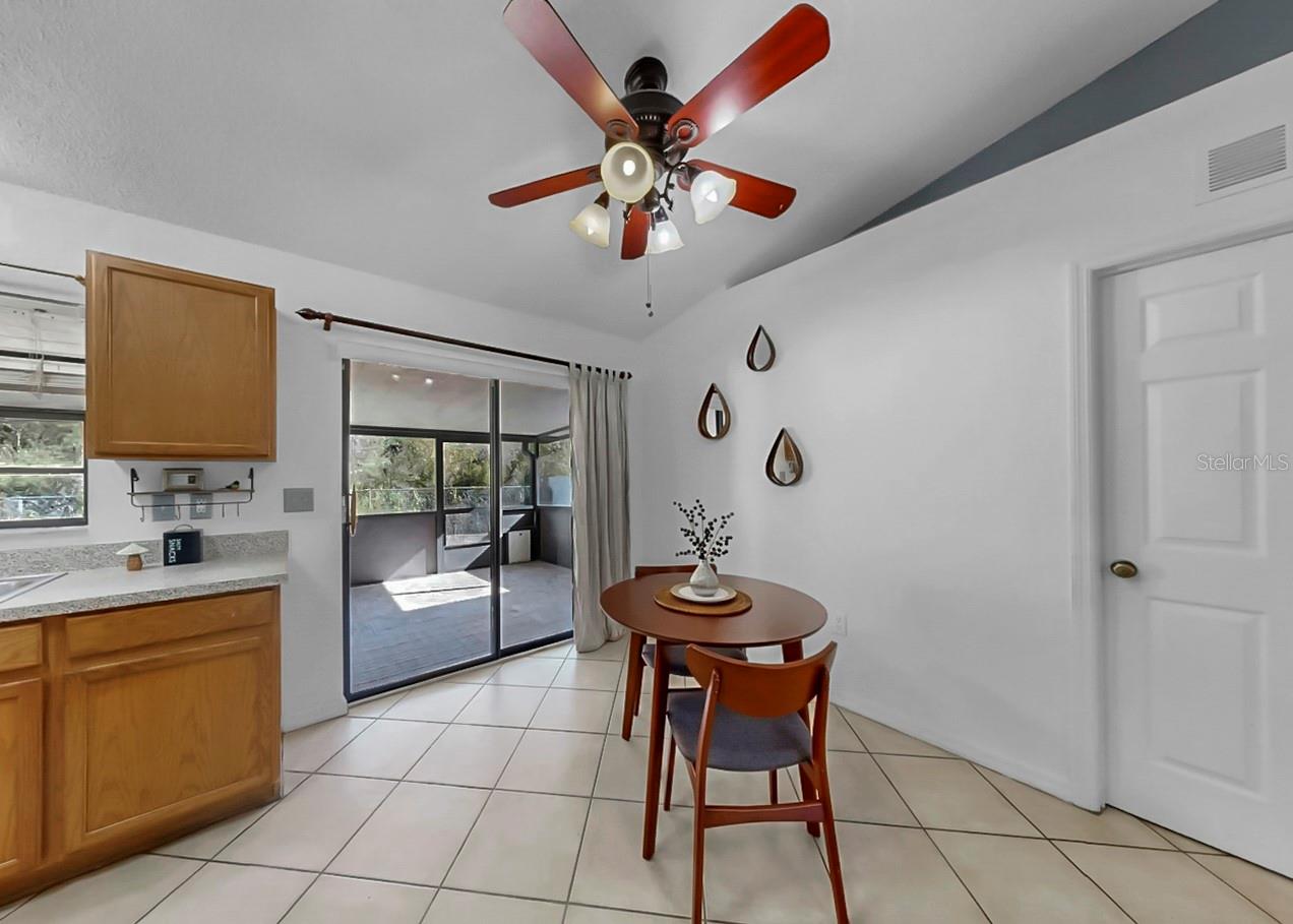 Image 26 of 54 For 11722 Lynn Brook Circle