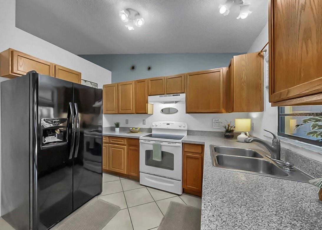 Image 29 of 54 For 11722 Lynn Brook Circle