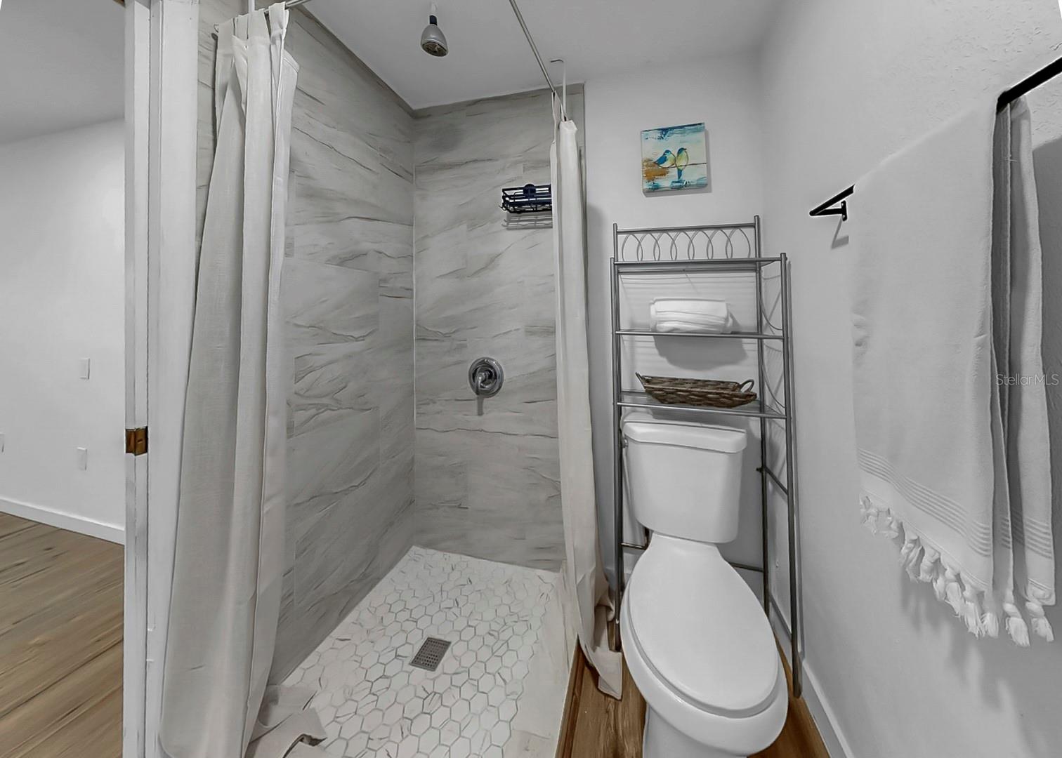 Image 35 of 54 For 11722 Lynn Brook Circle