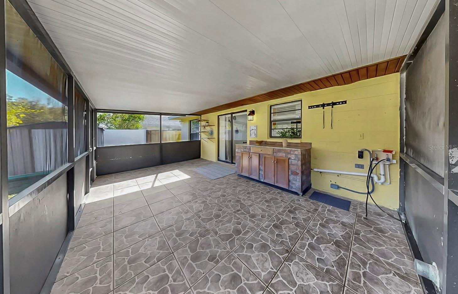 Image 47 of 54 For 11722 Lynn Brook Circle