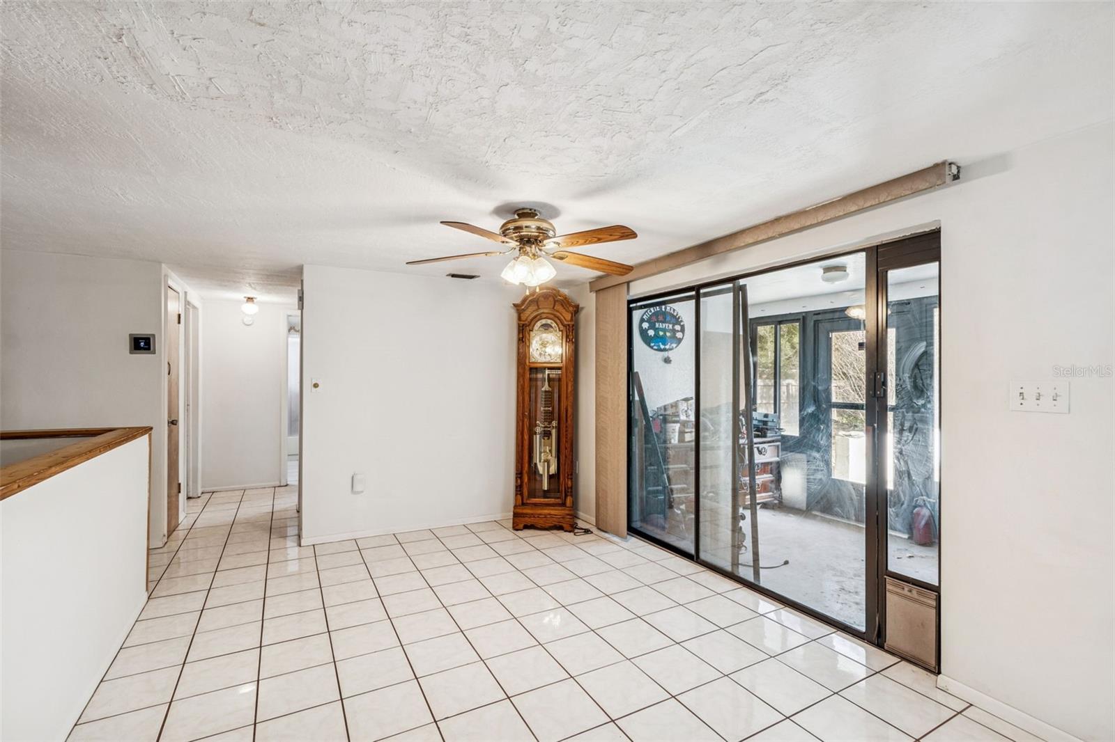 Image 13 of 80 For 14324 Thompson Avenue