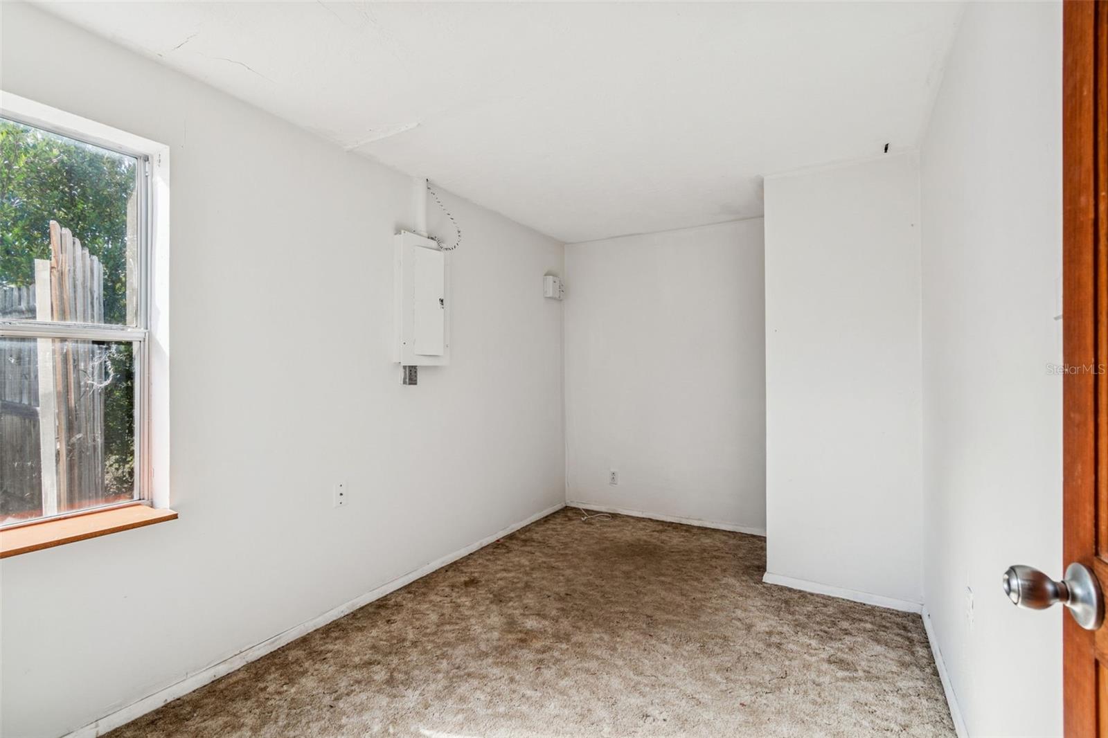 Image 49 of 80 For 14324 Thompson Avenue