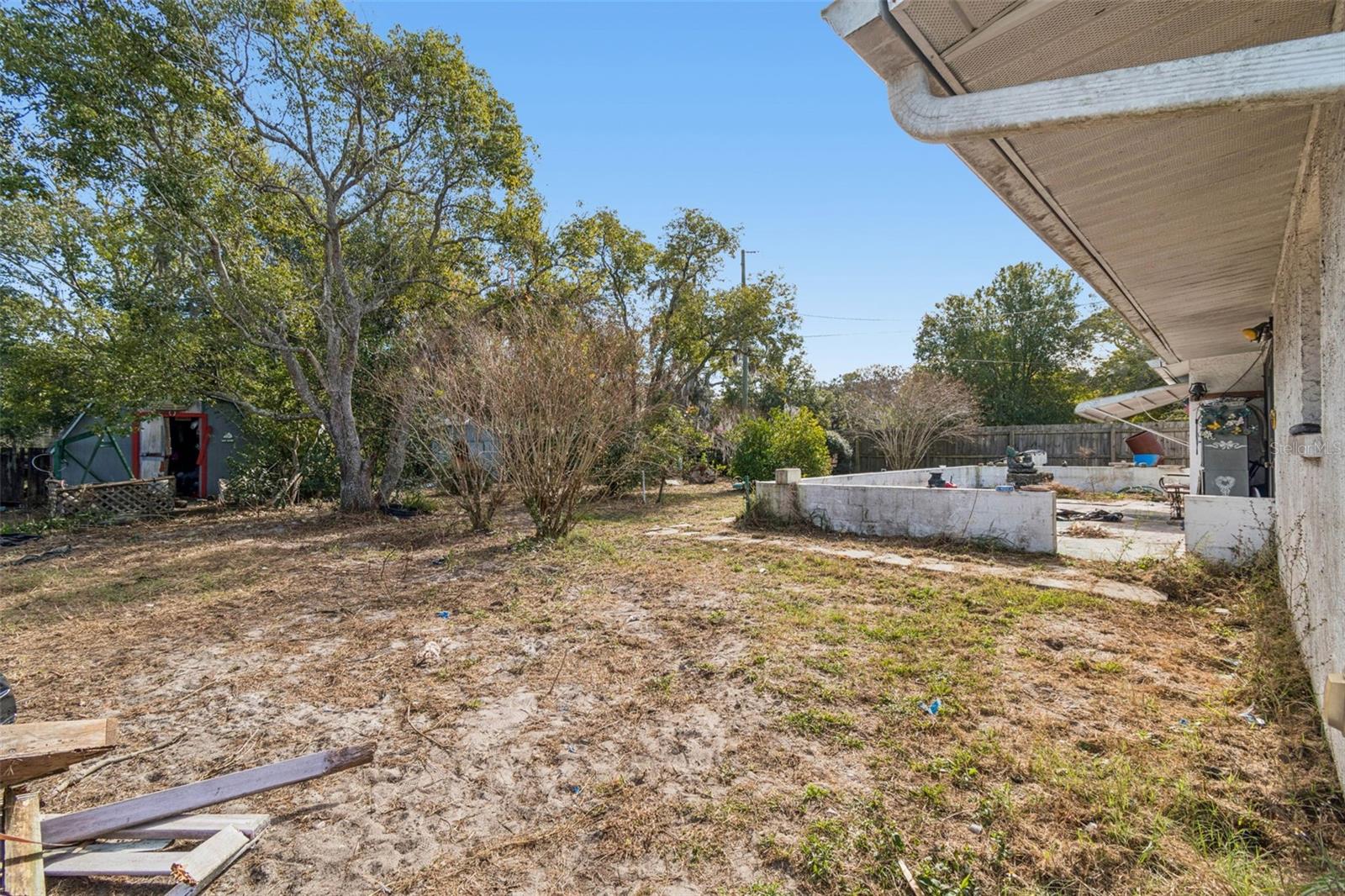 Image 53 of 80 For 14324 Thompson Avenue