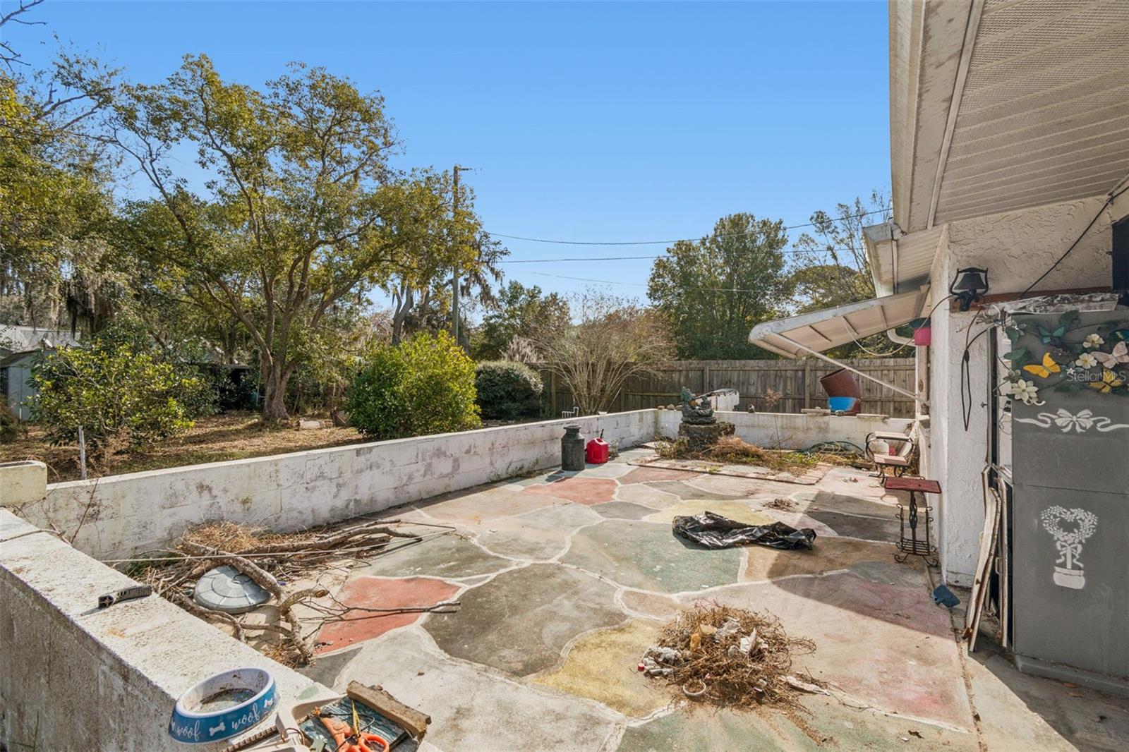 Image 56 of 80 For 14324 Thompson Avenue