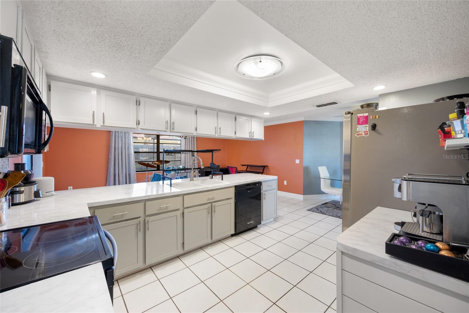 Image 17 of 33 For 8714 Martinique Lane