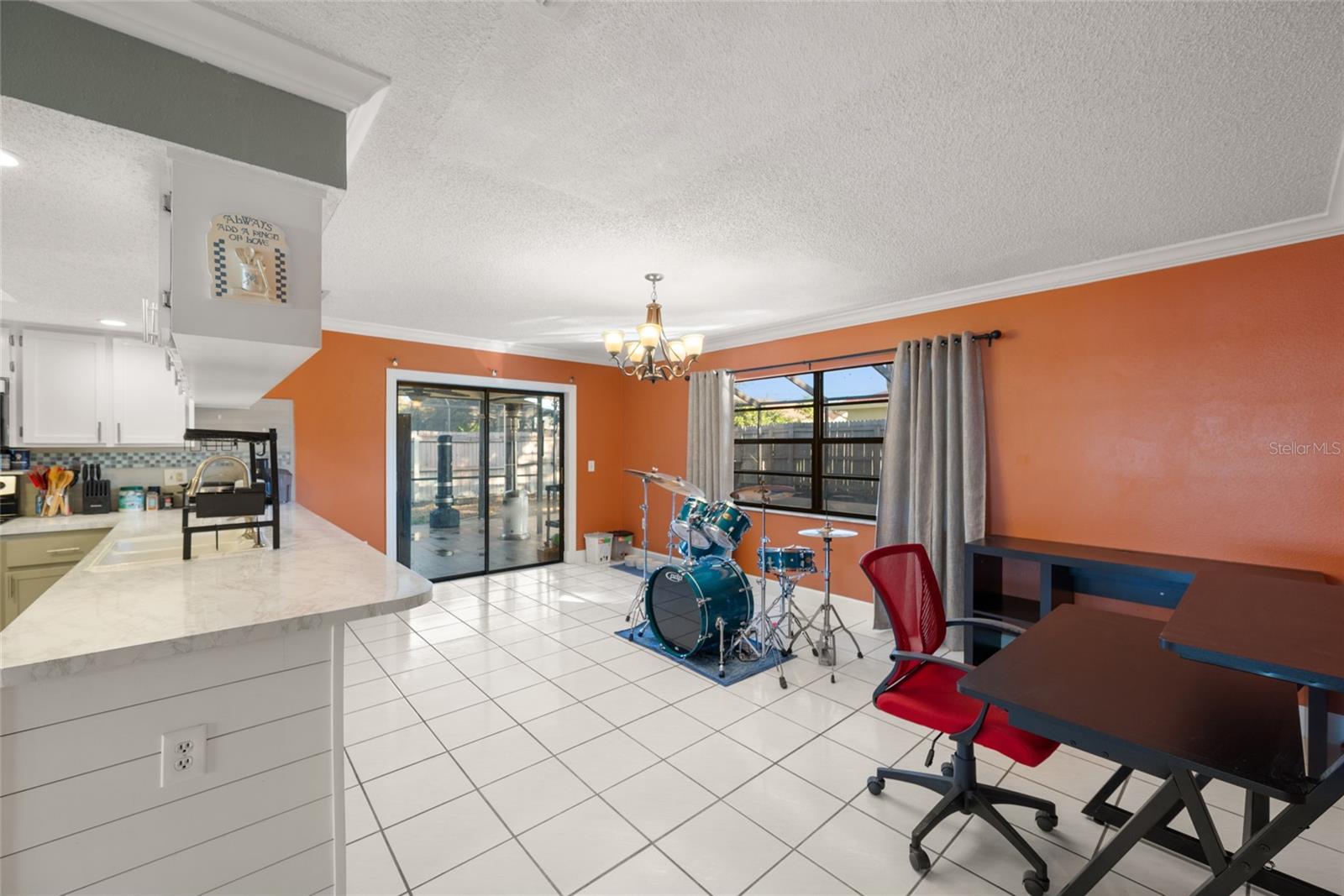 Image 18 of 33 For 8714 Martinique Lane