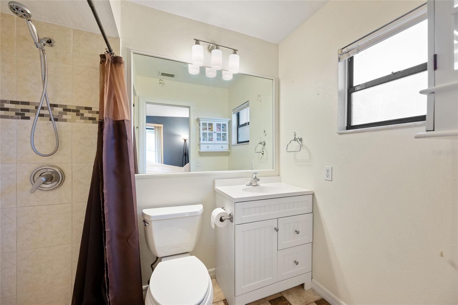 Image 25 of 33 For 8714 Martinique Lane