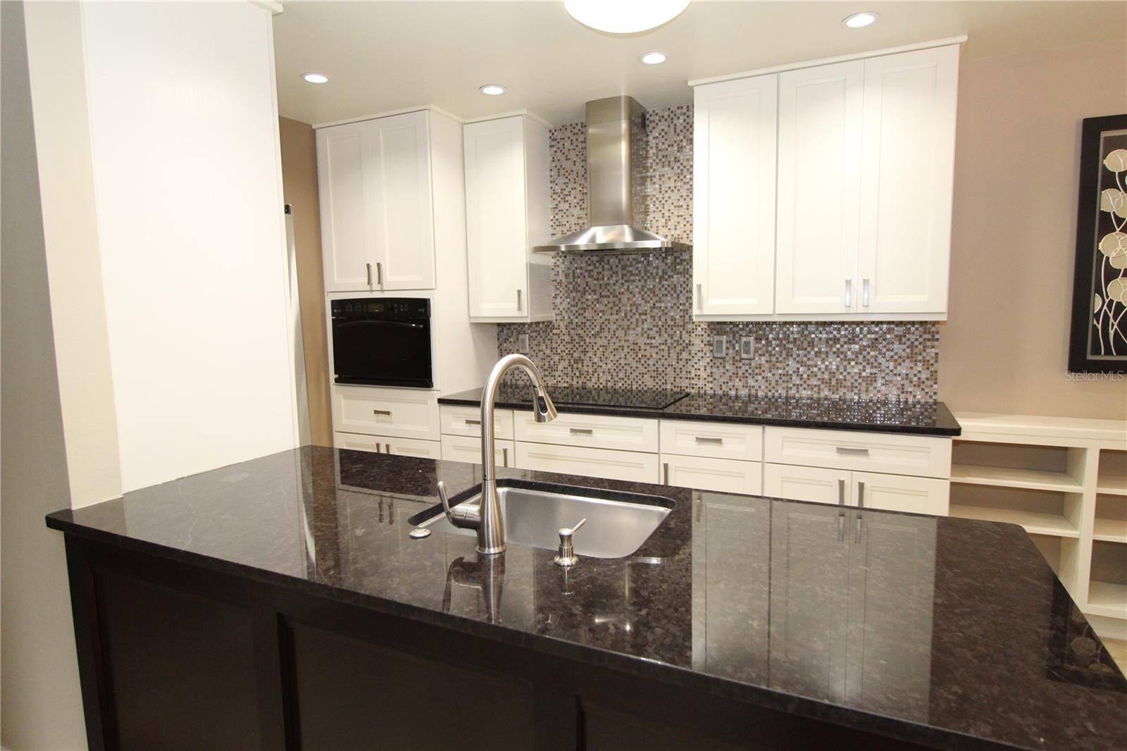 Image 16 of 43 For 514 Finsbury Circle B