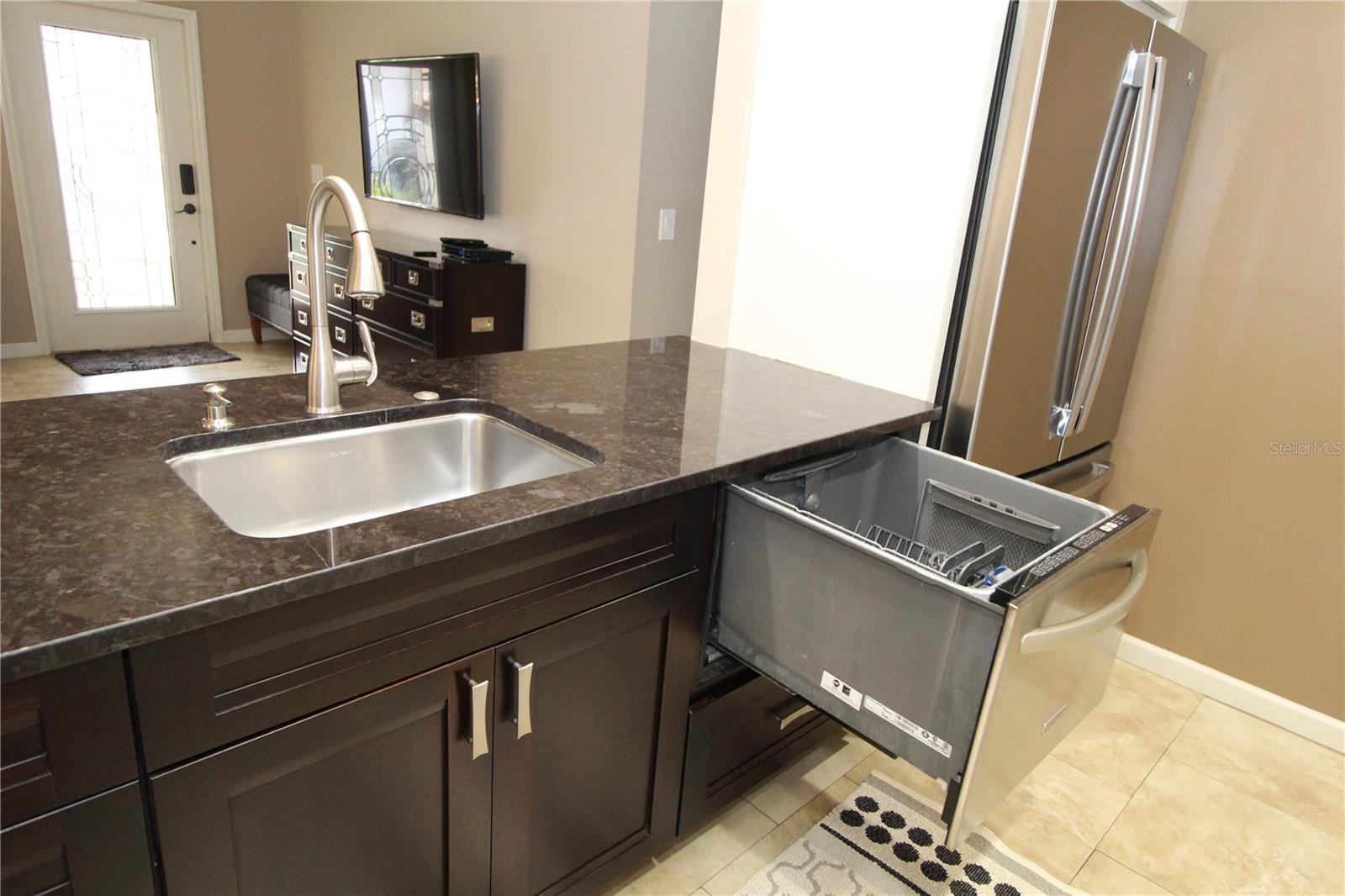 Image 17 of 43 For 514 Finsbury Circle B