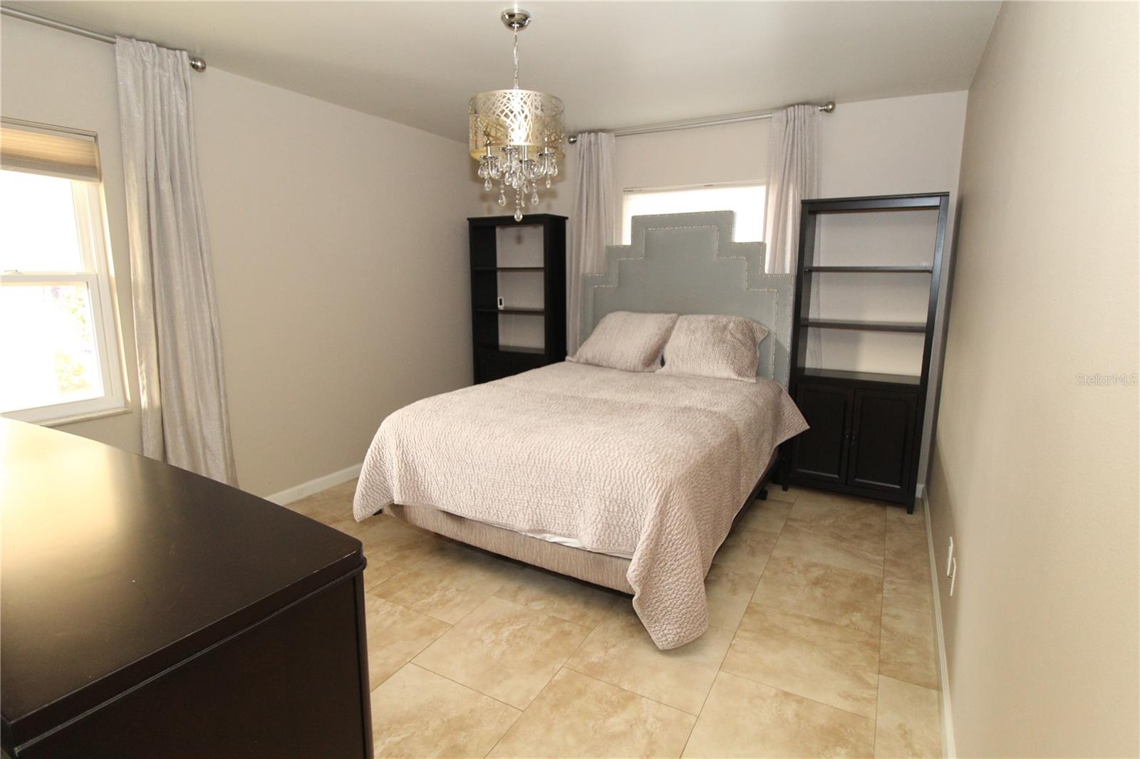 Image 20 of 43 For 514 Finsbury Circle B