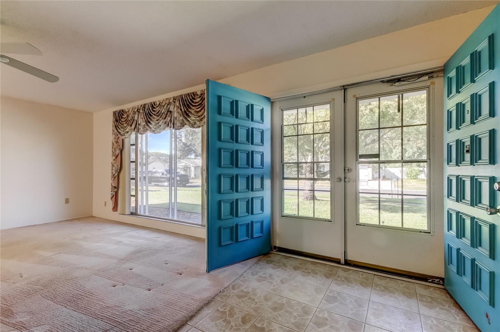 Image 2 of 54 For 835 Anchorage Lane