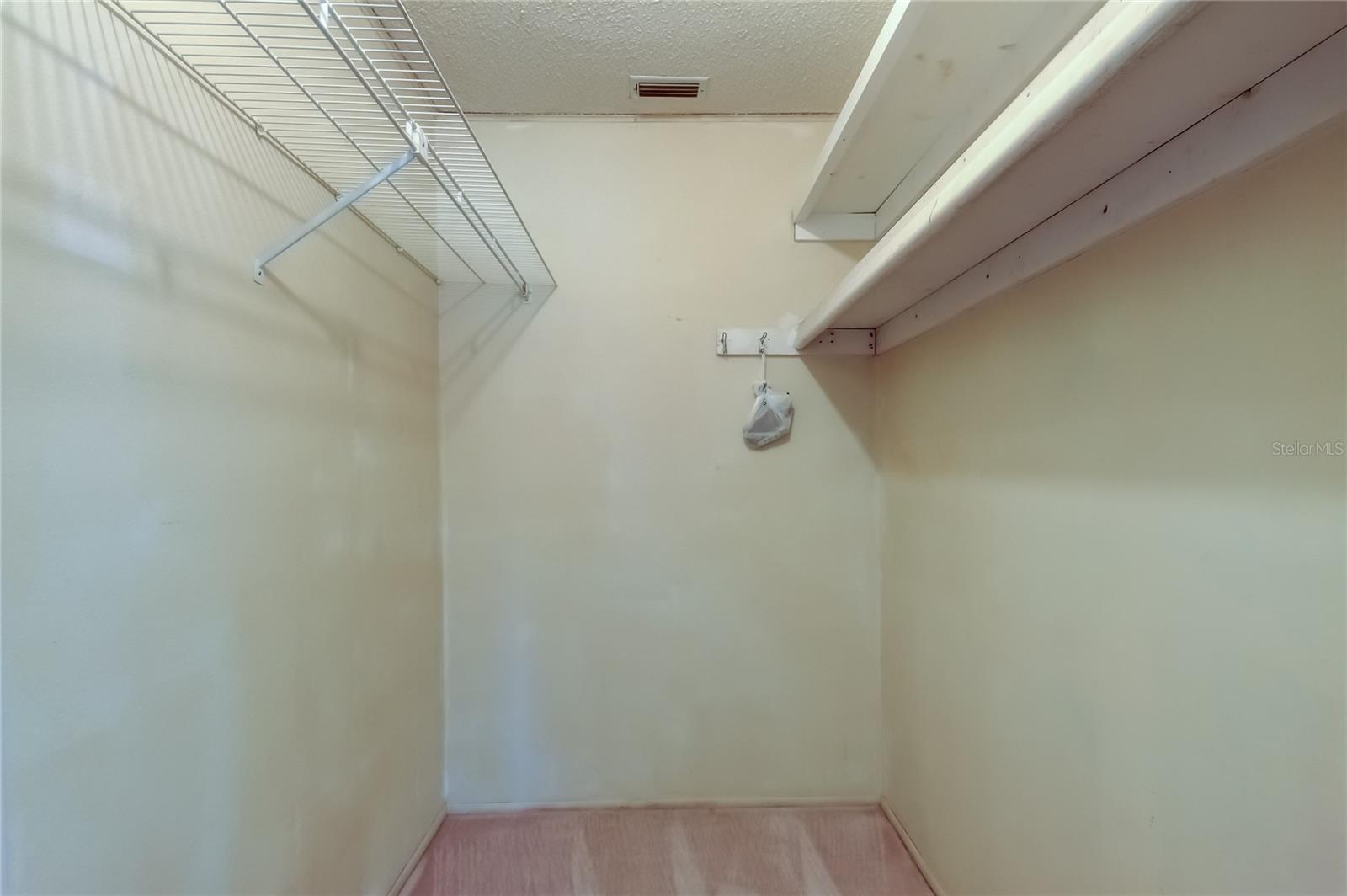 Image 39 of 54 For 835 Anchorage Lane