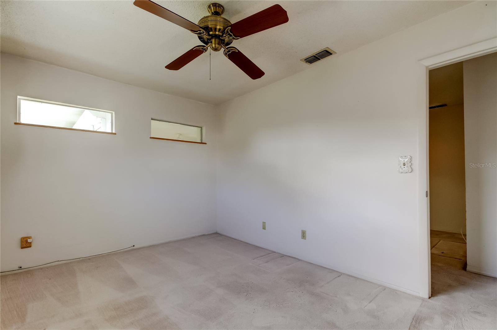 Image 43 of 54 For 835 Anchorage Lane