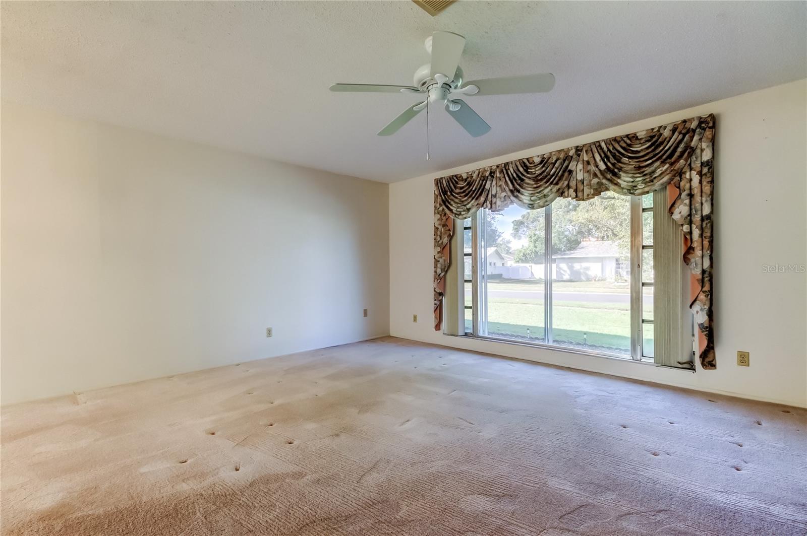 Image 6 of 54 For 835 Anchorage Lane