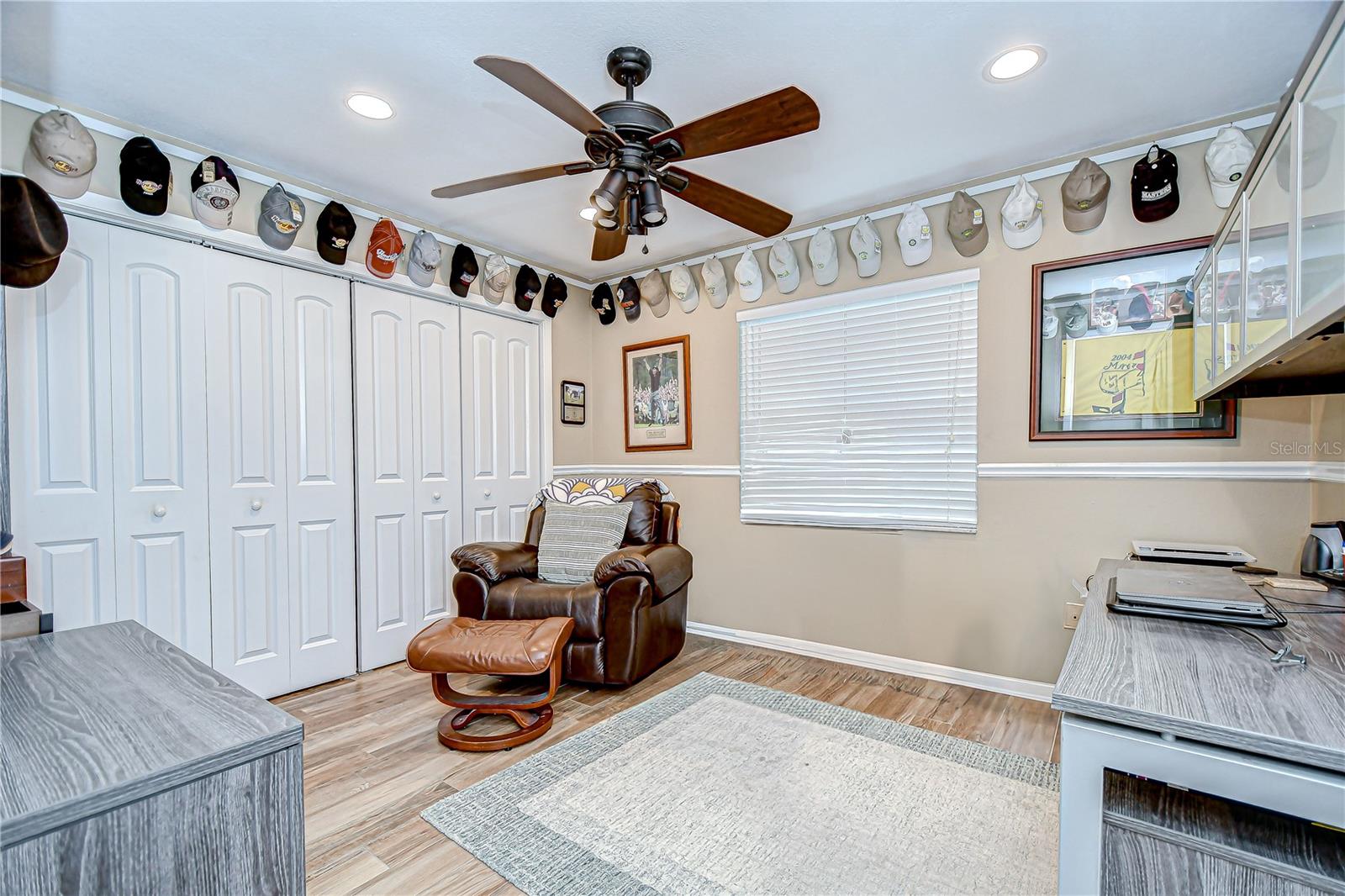 Image 25 of 45 For 13522 Avista Drive