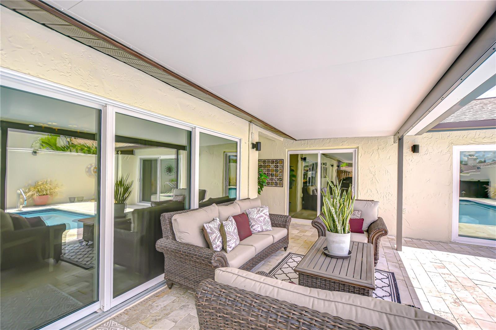 Image 30 of 45 For 13522 Avista Drive