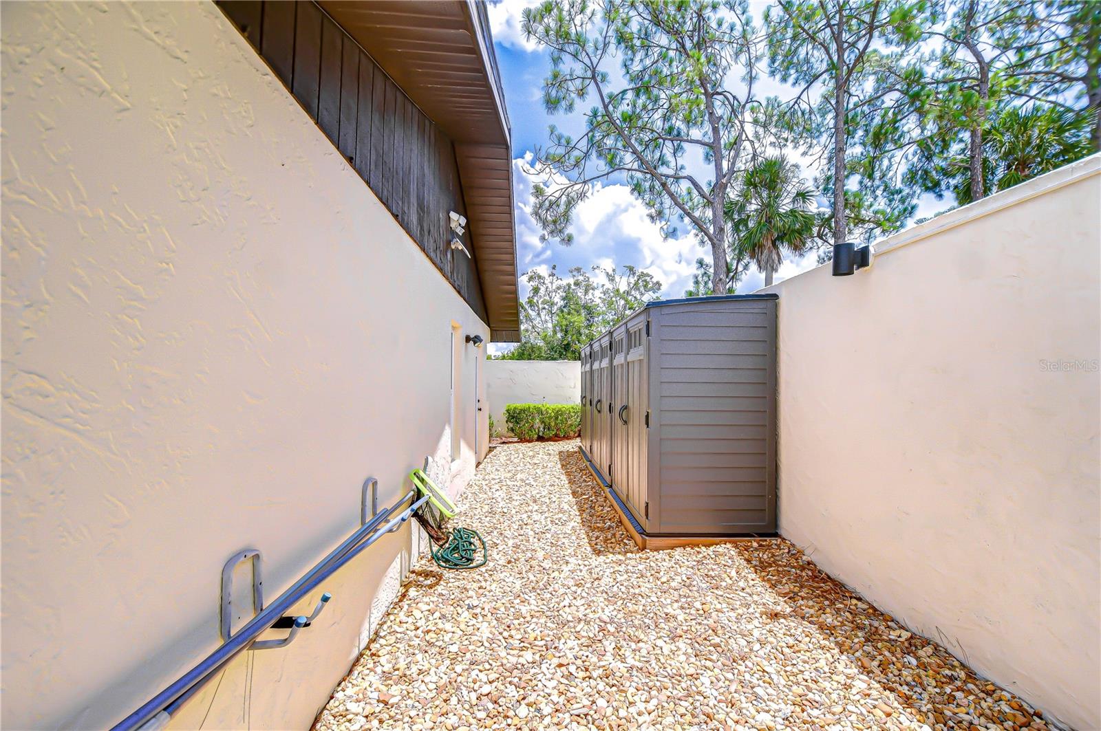 Image 39 of 45 For 13522 Avista Drive