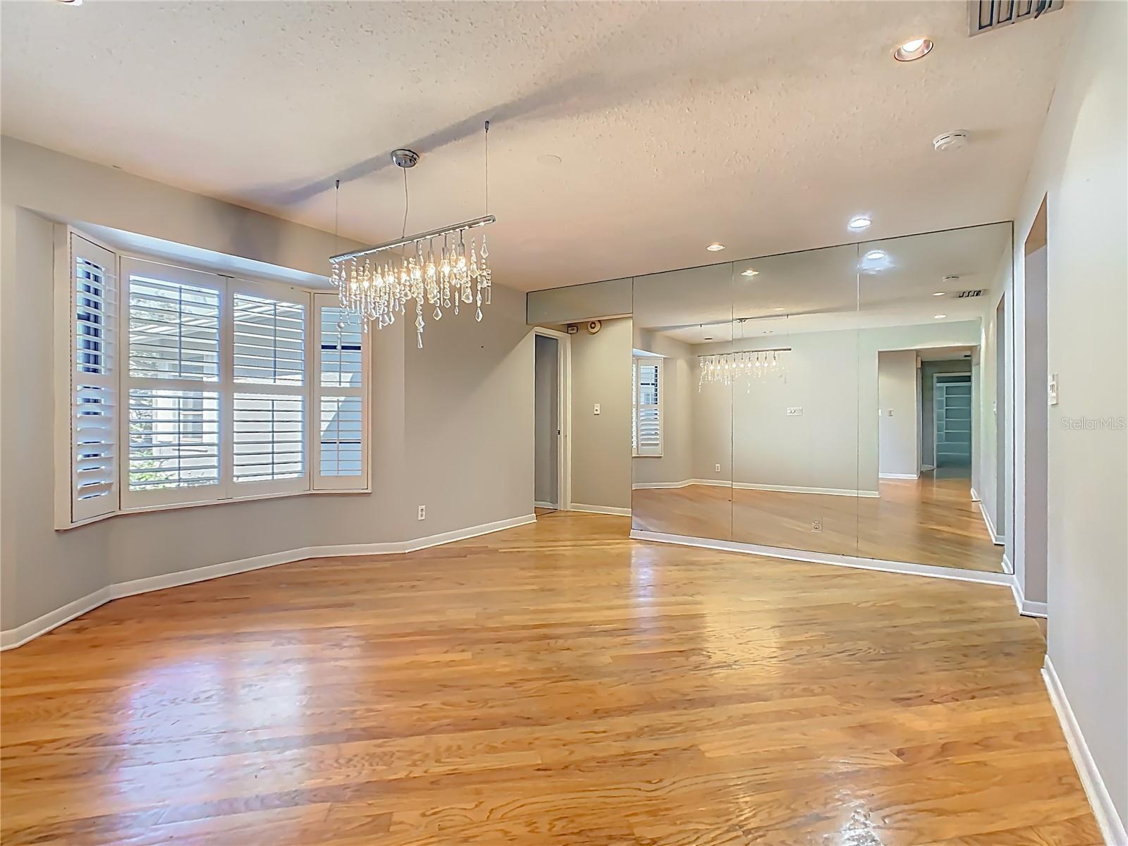 Image 10 of 66 For 35 Baywood Court