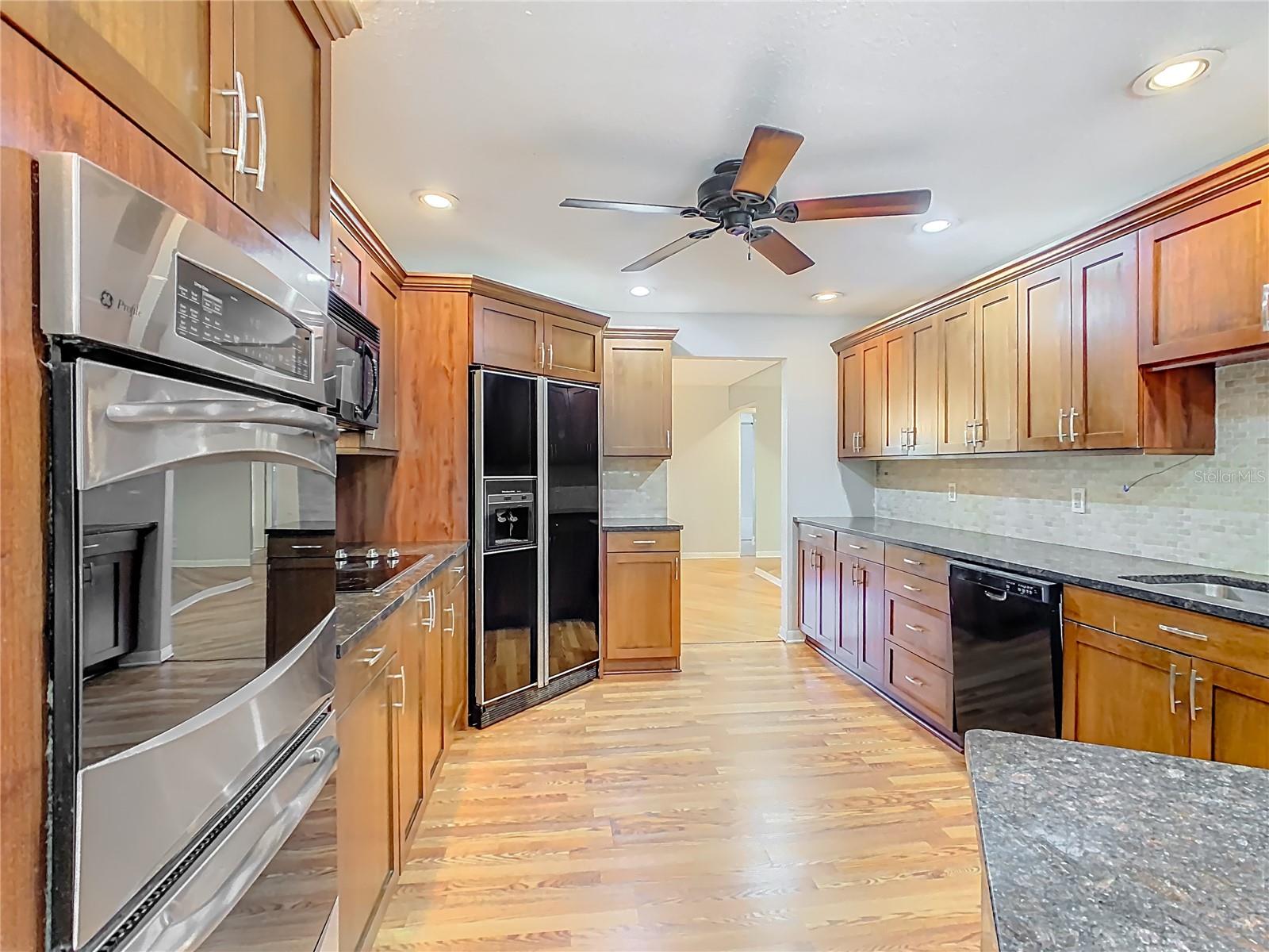 Image 15 of 66 For 35 Baywood Court