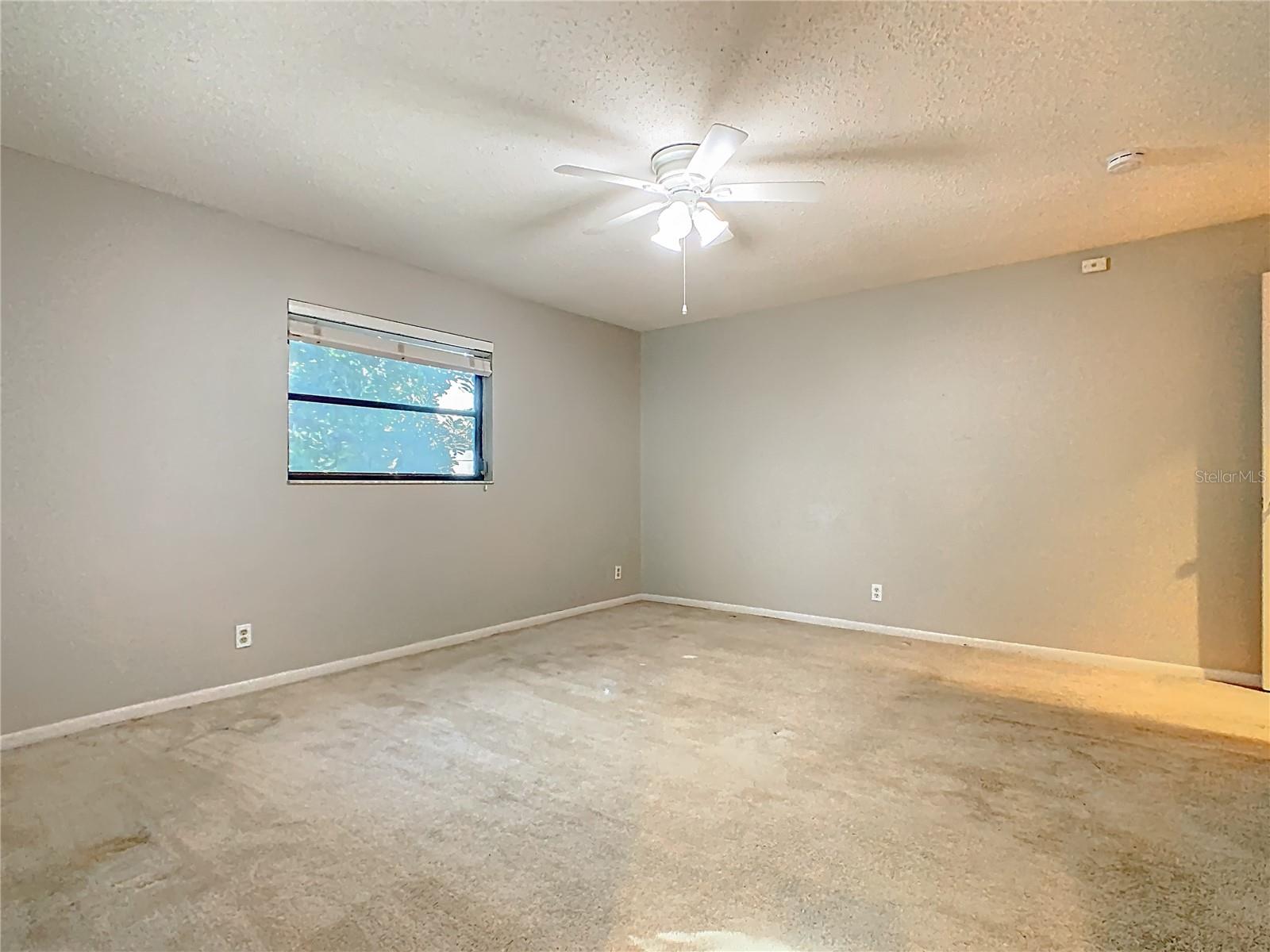 Image 22 of 66 For 35 Baywood Court