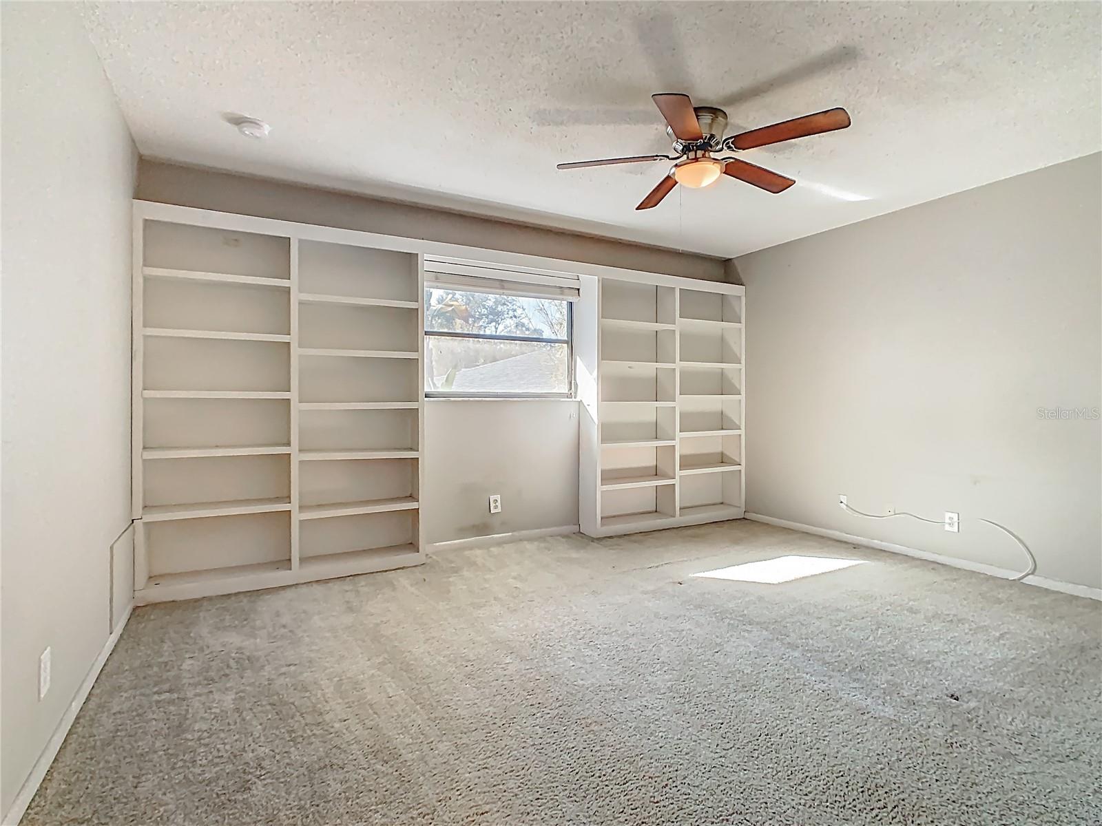 Image 28 of 66 For 35 Baywood Court