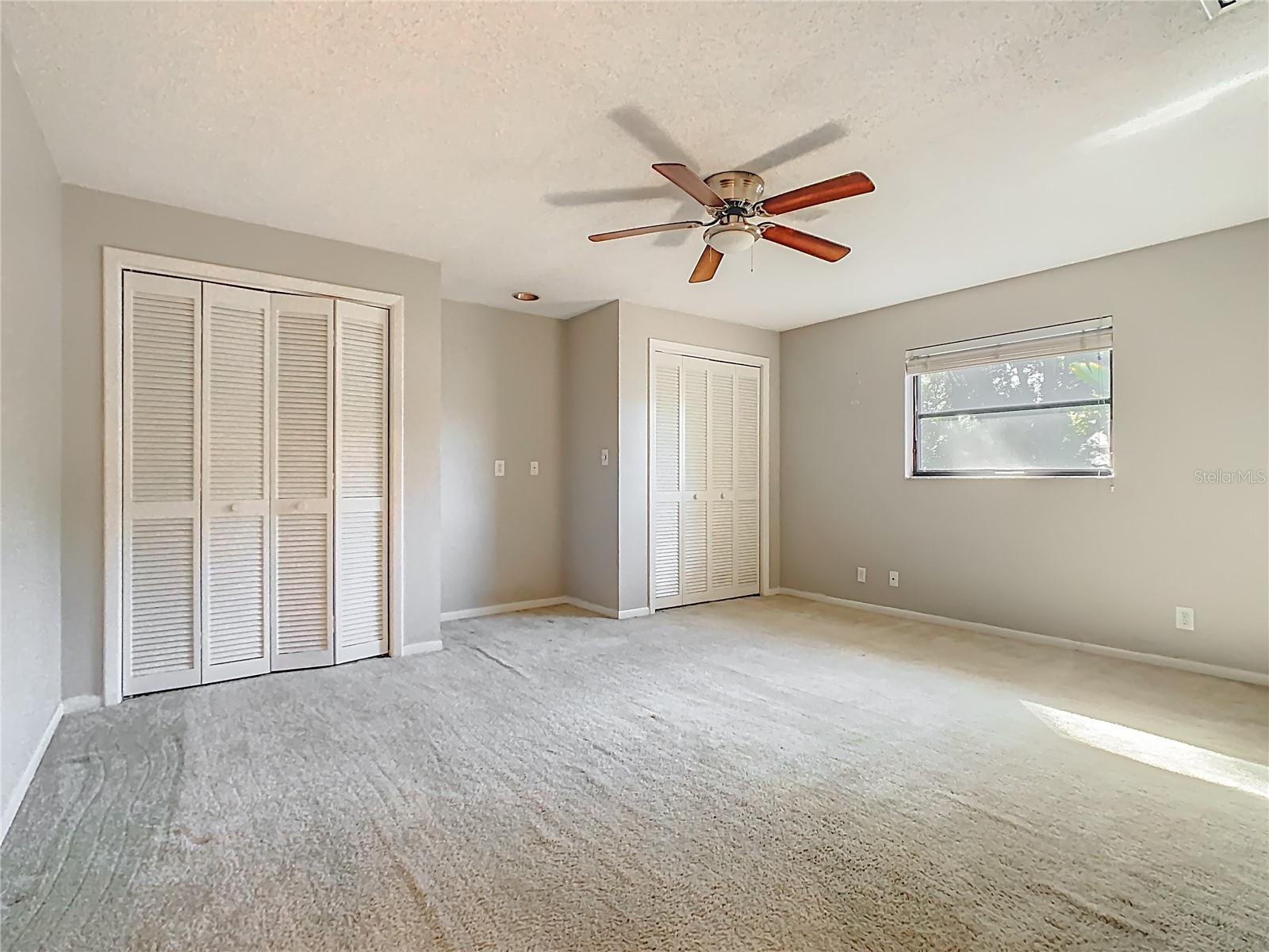 Image 30 of 66 For 35 Baywood Court