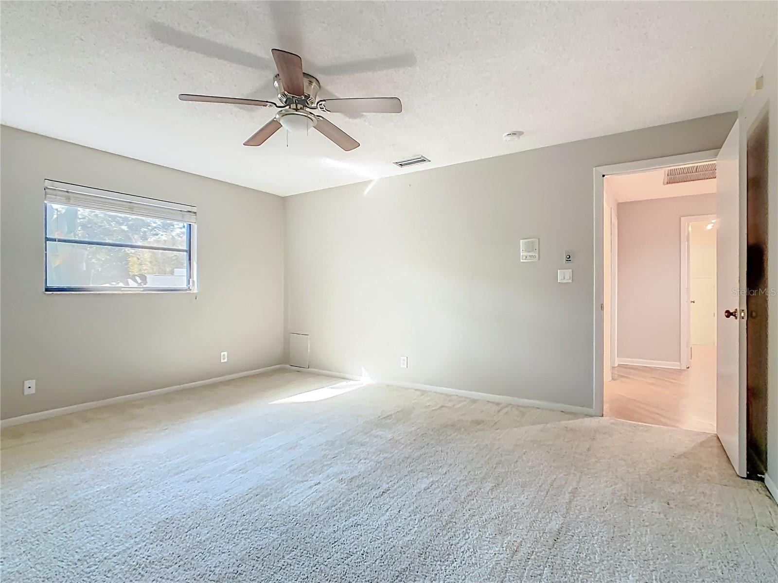 Image 31 of 66 For 35 Baywood Court