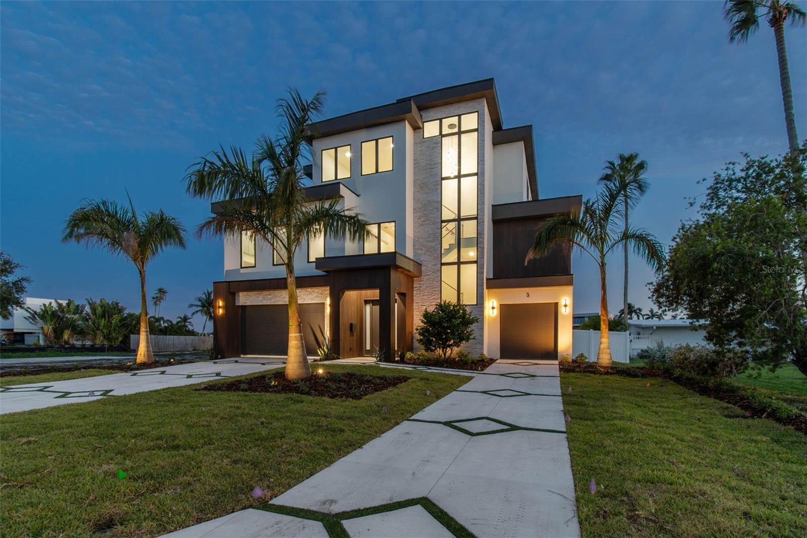 Image 22 of 99 For 3 Treasure Lane