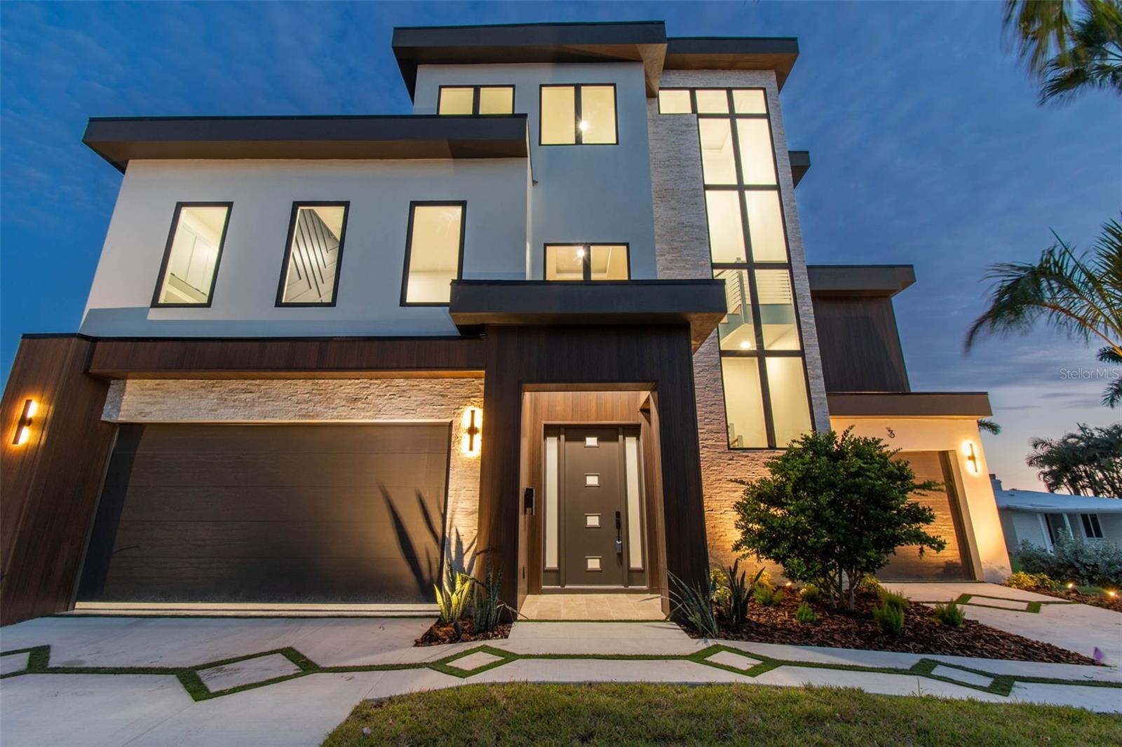 Image 23 of 99 For 3 Treasure Lane