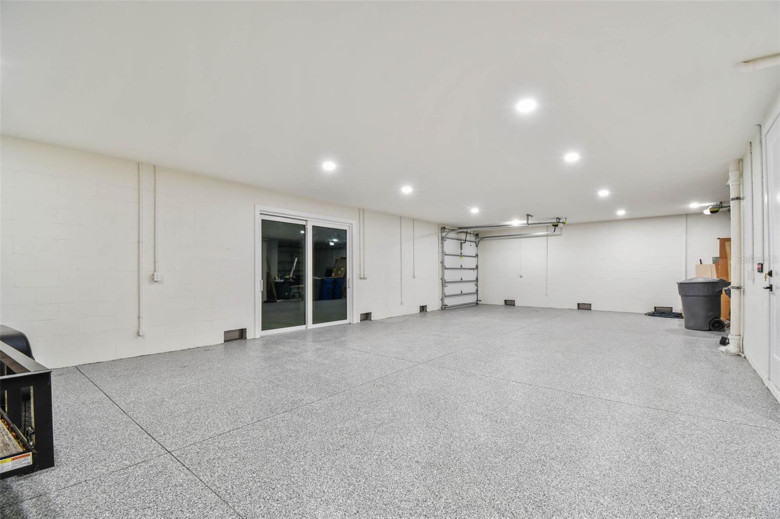 Image 27 of 99 For 3 Treasure Lane