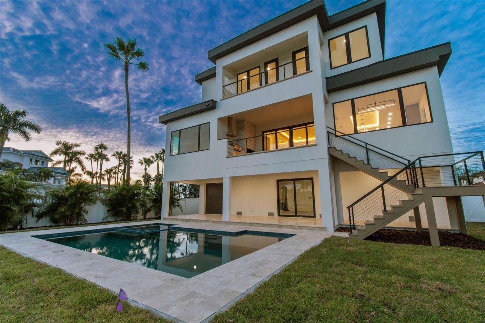 Image 6 of 99 For 3 Treasure Lane