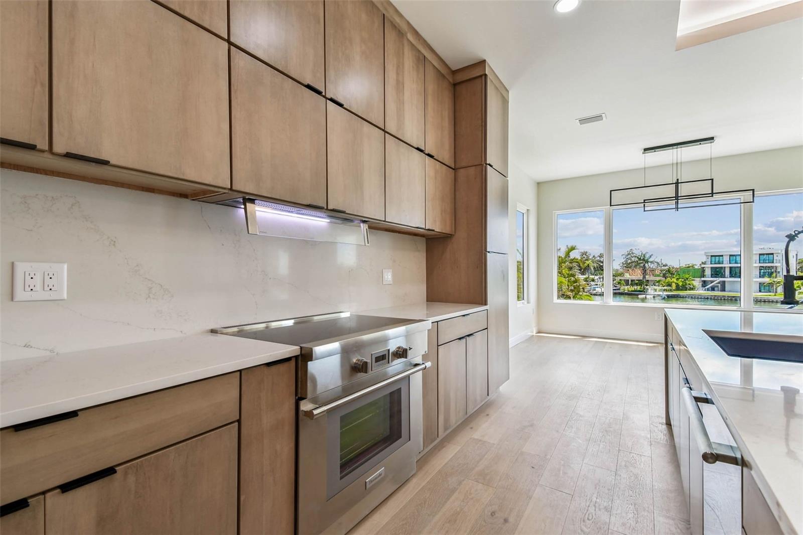 Image 91 of 99 For 3 Treasure Lane