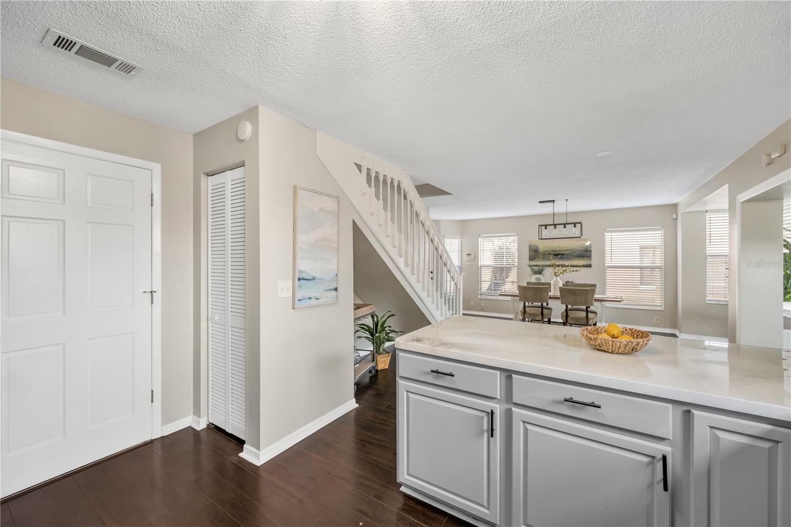 Listing photo id 22 for 1532 Chepacket Street