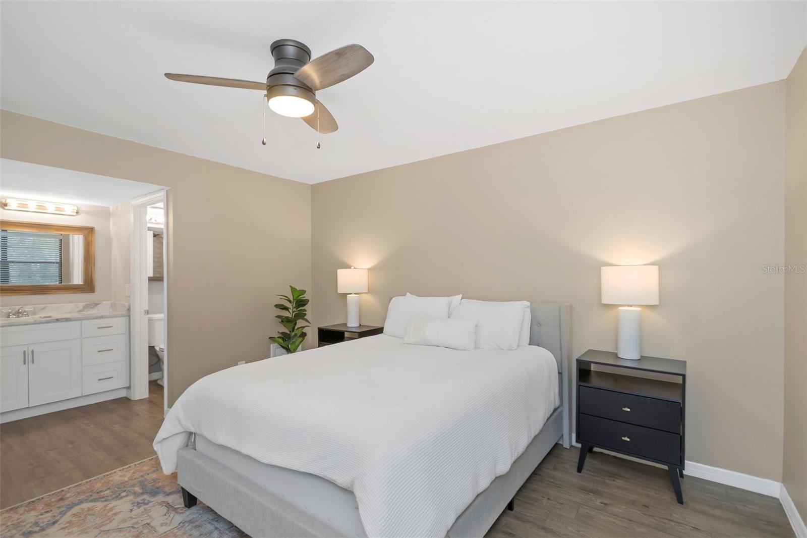 Image 16 of 52 For 3034 Eastland Boulevard D203