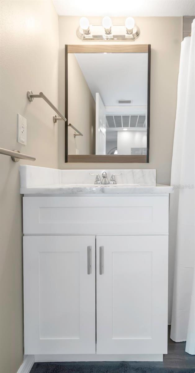 Image 29 of 52 For 3034 Eastland Boulevard D203