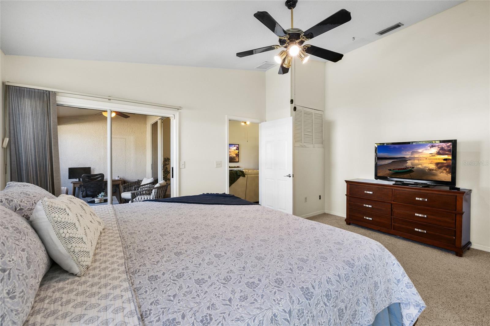 Image 16 of 43 For 2582 Northfield Lane