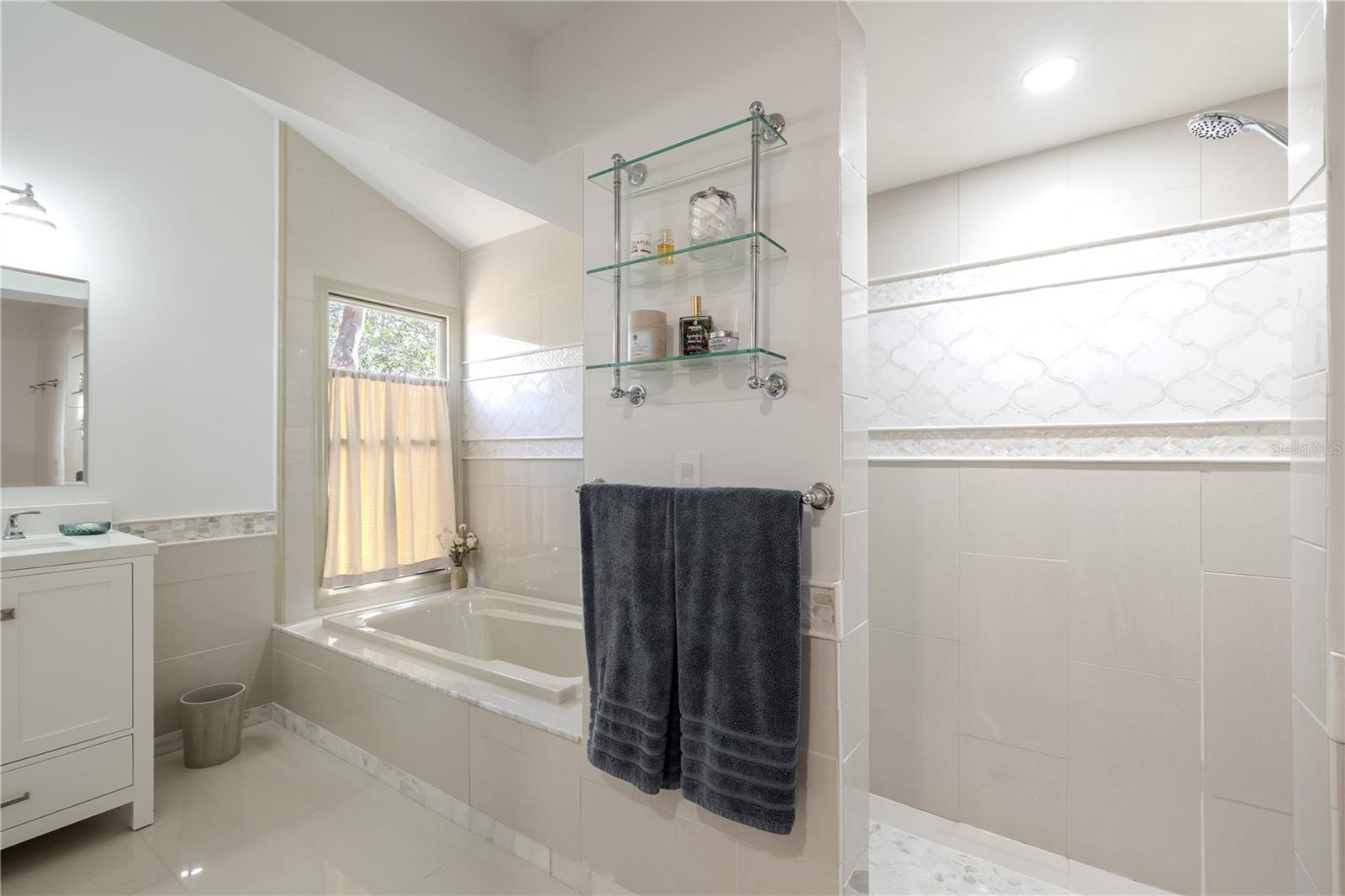 Listing photo id 26 for 2410 Old Coach Trail