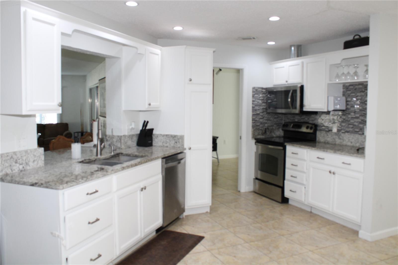 Image 9 of 30 For 7655 Cardiff Court