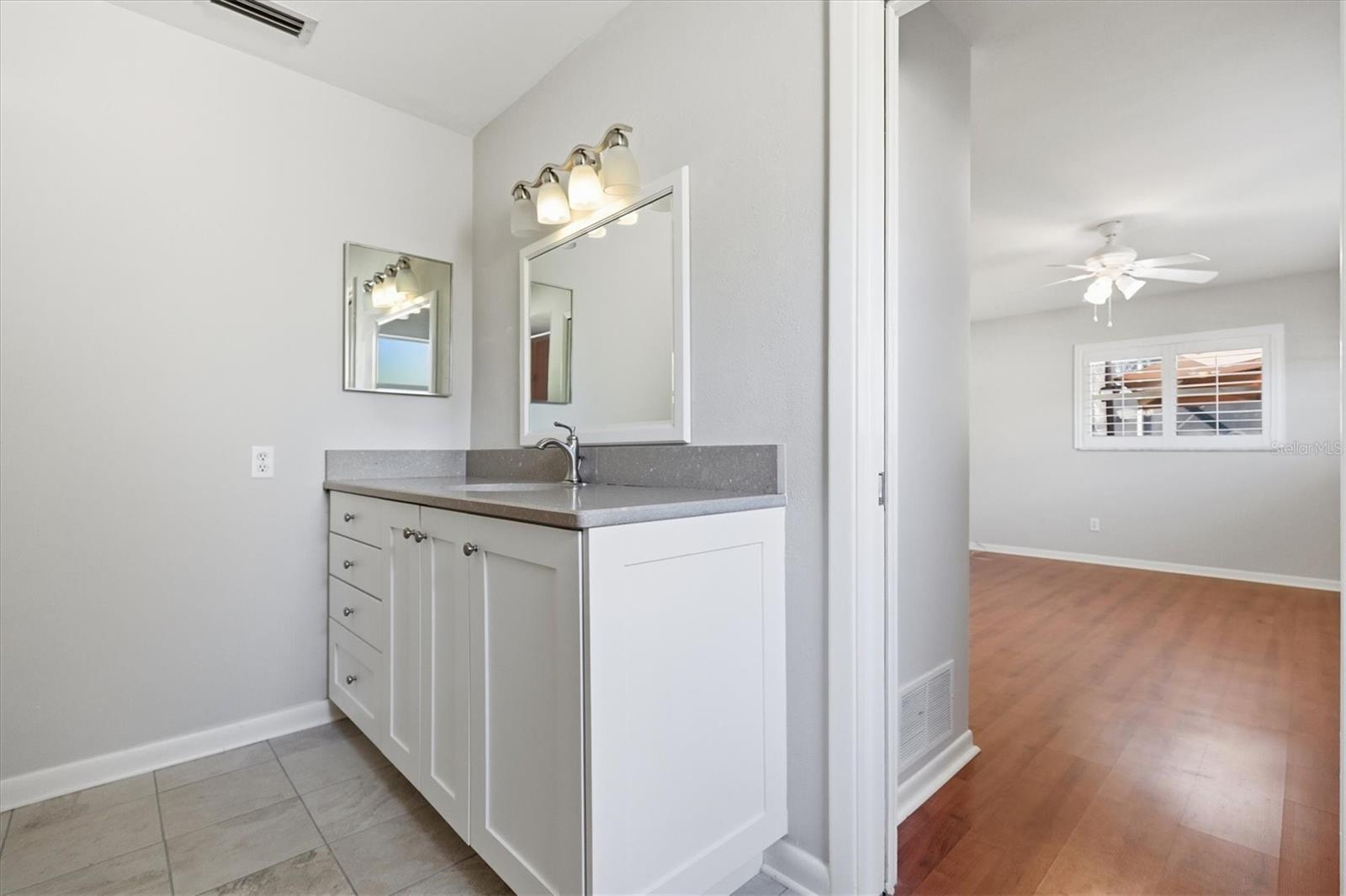 Image 36 of 48 For 2340 Armour Drive