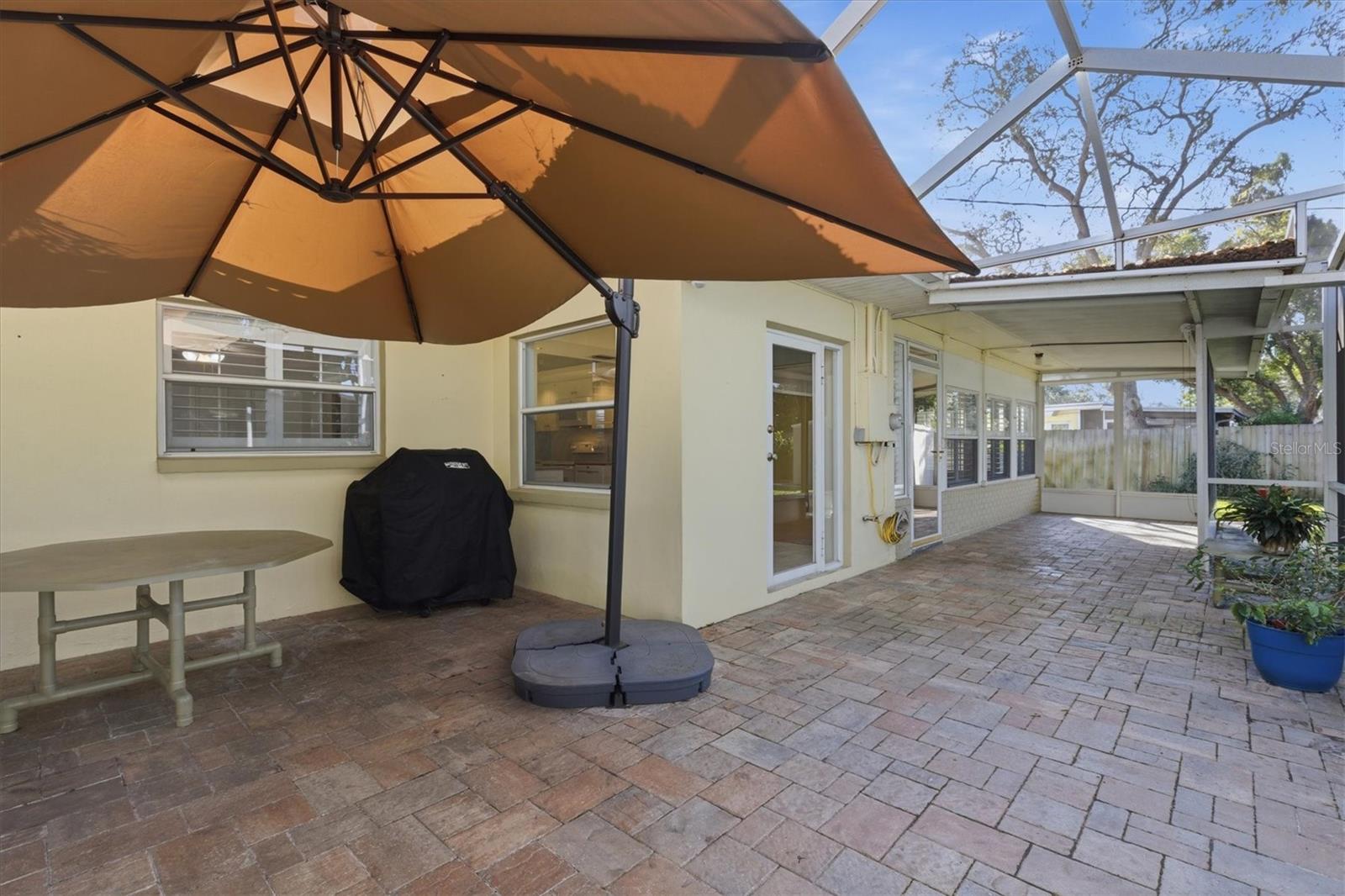 Image 40 of 48 For 2340 Armour Drive