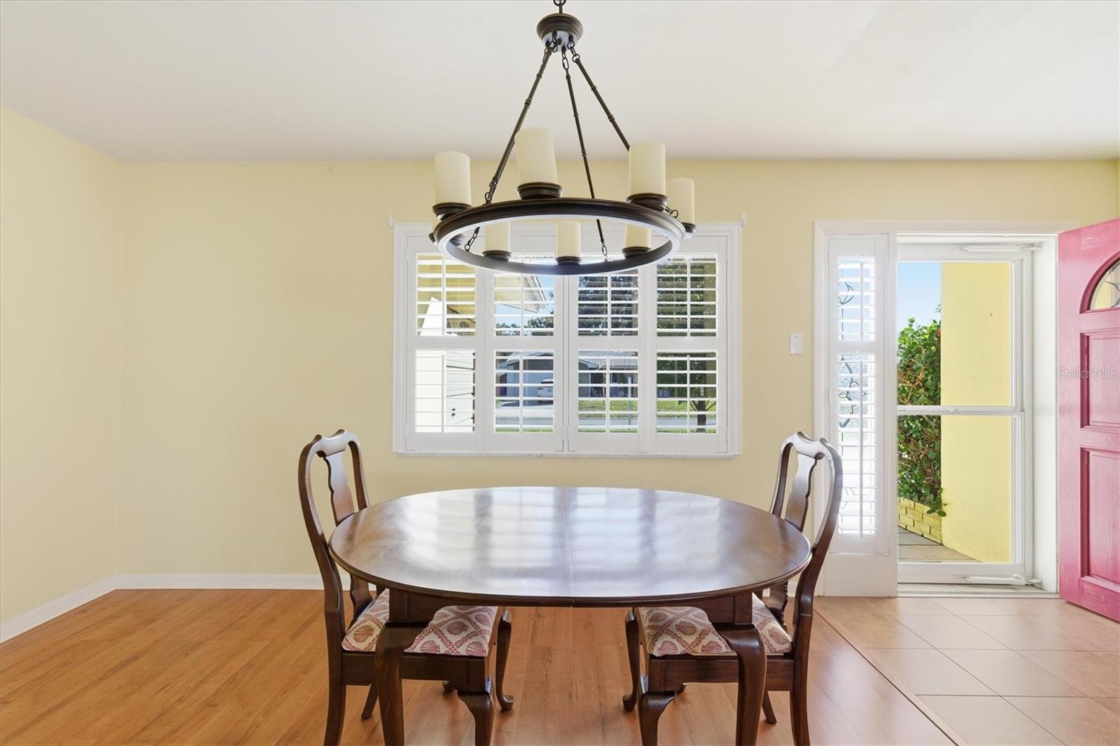 Image 8 of 48 For 2340 Armour Drive