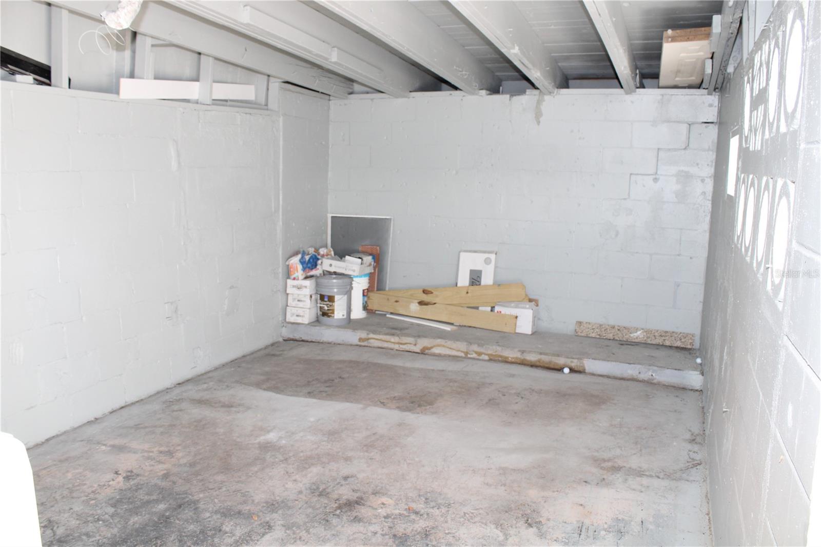 Image 12 of 16 For 10704 50th Avenue N