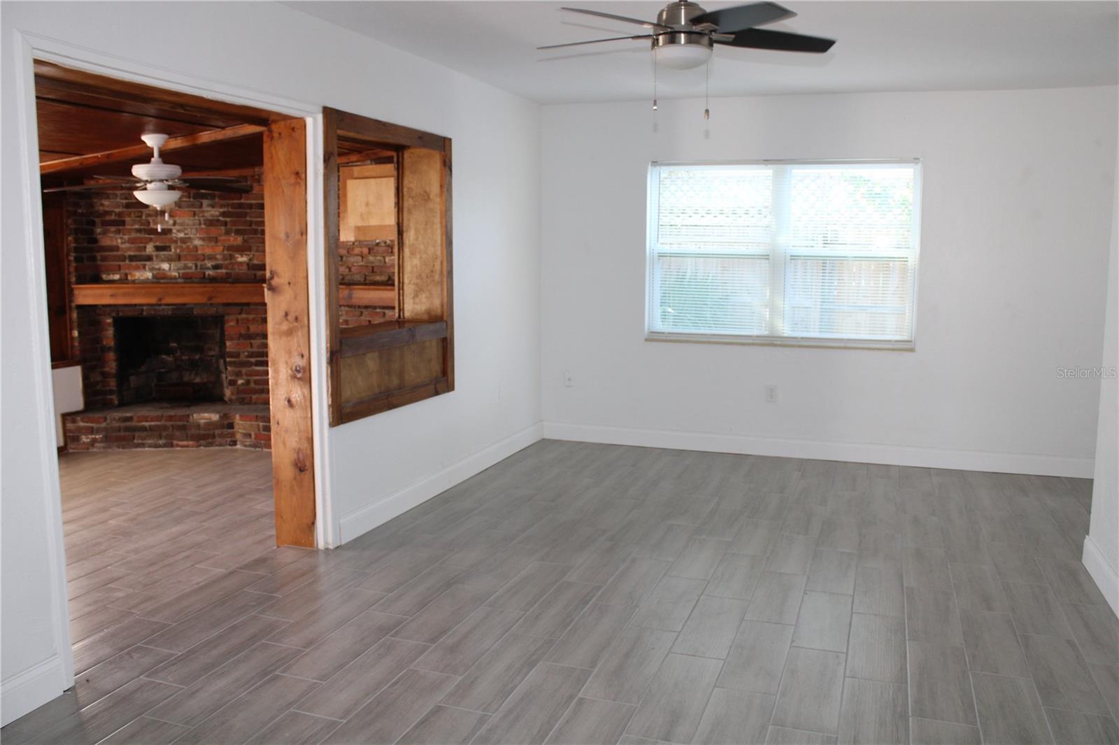 Image 4 of 16 For 10704 50th Avenue N