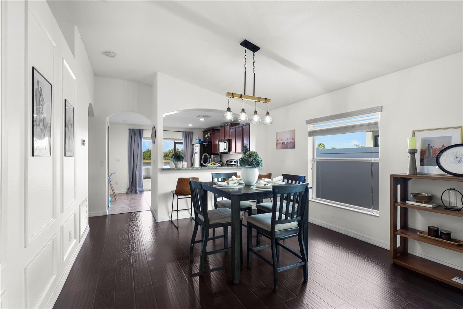 Image 9 of 34 For 1325 Pasadena Bloom Lane