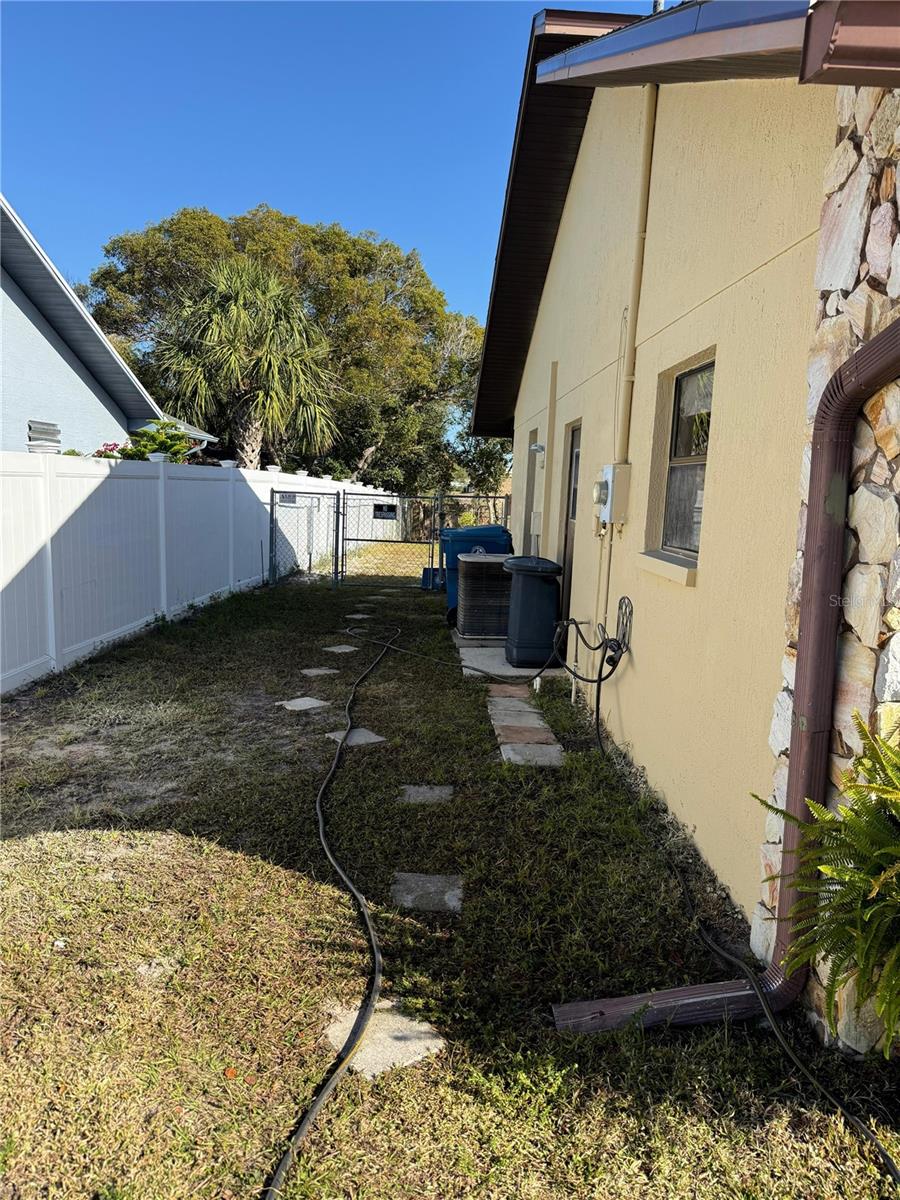 Image 12 of 64 For 5389 Frost Road